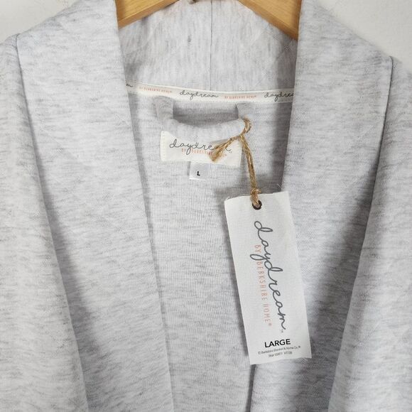 NWT Daydream by Berkshire Quilted Robe Light Grey Pockets Cotton Blend Size L - Picture 2 of 15